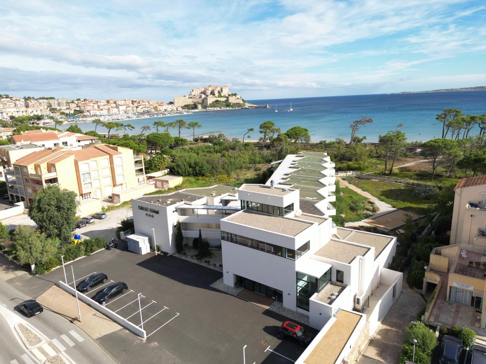 Calvi Hotel ภายนอก รูปภาพ
