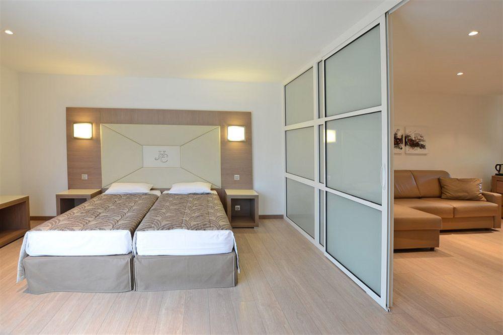 Calvi Hotel ภายนอก รูปภาพ
