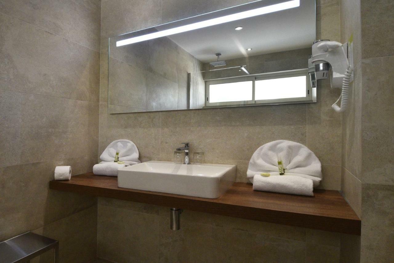 Calvi Hotel ภายนอก รูปภาพ